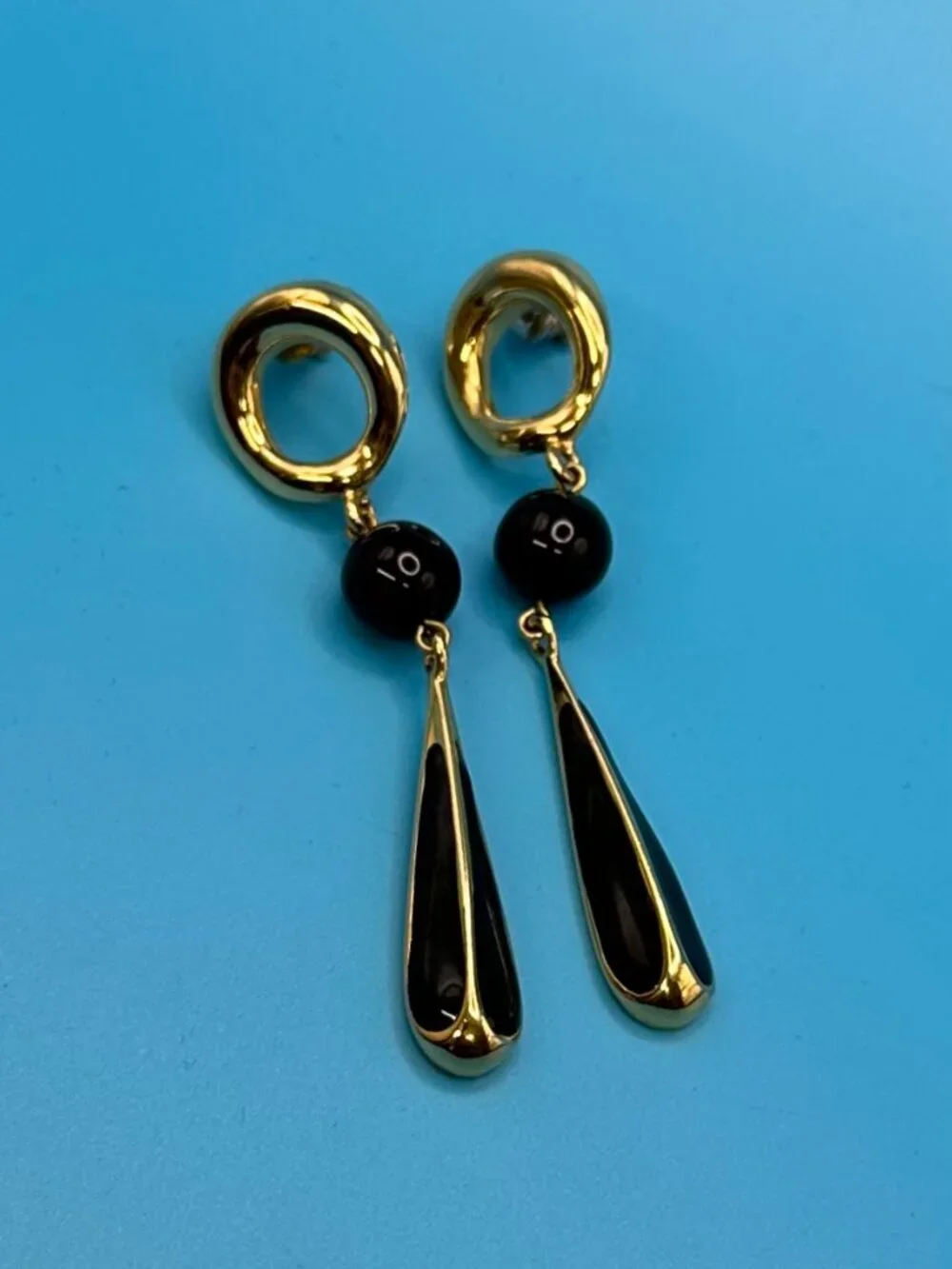 VTG Fernando Originals Gold-Tone & Black Enamel Dangle Earrings - Picture 4 of 11
